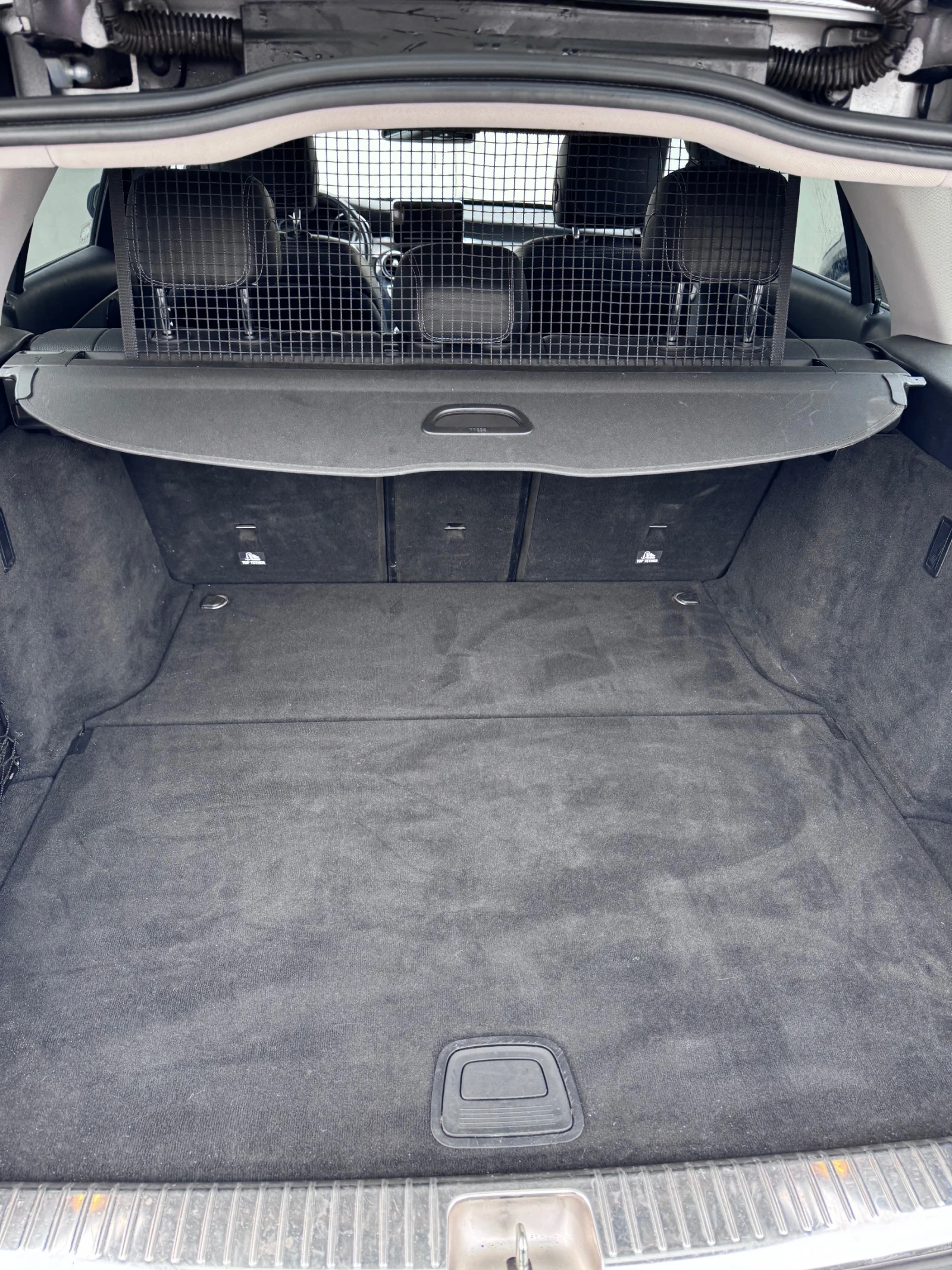 Mercedes-Benz C 220, снимка 15 - Автомобили и джипове - 54283305