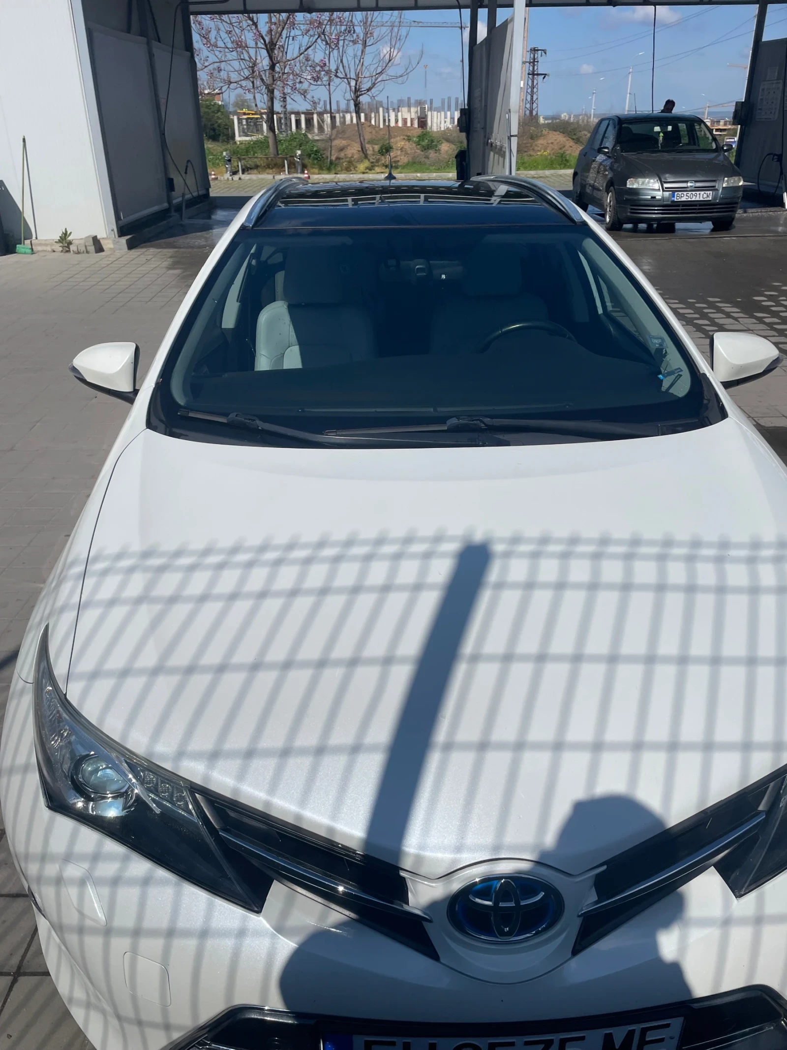Toyota Auris, снимка 3 - Автомобили и джипове - 54394880