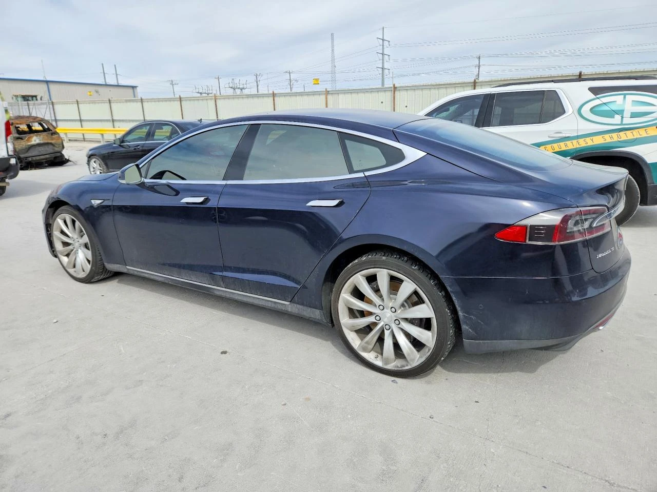Tesla Model S 85 RWD, снимка 2 - Автомобили и джипове - 54344859