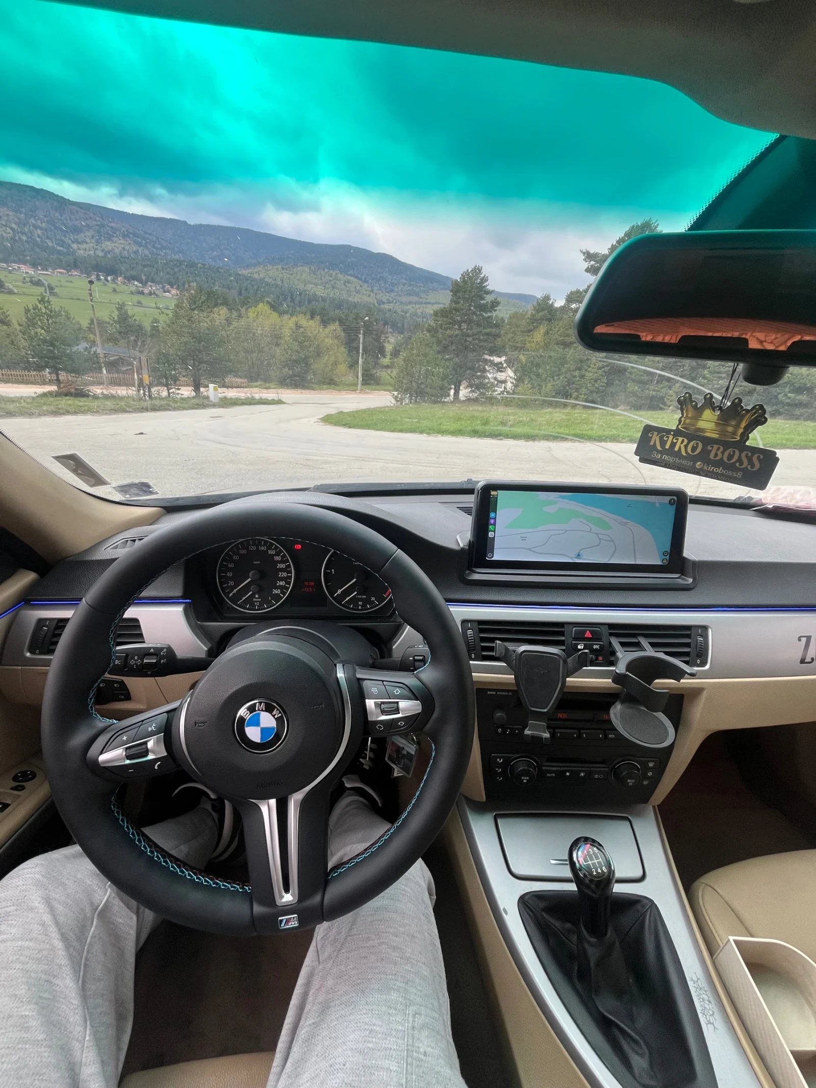 BMW 320, снимка 9 - Автомобили и джипове - 54357360