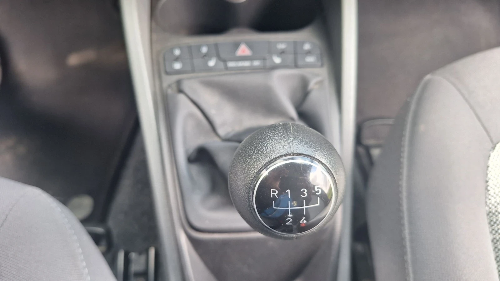 Seat Ibiza, снимка 13 - Автомобили и джипове - 54392045