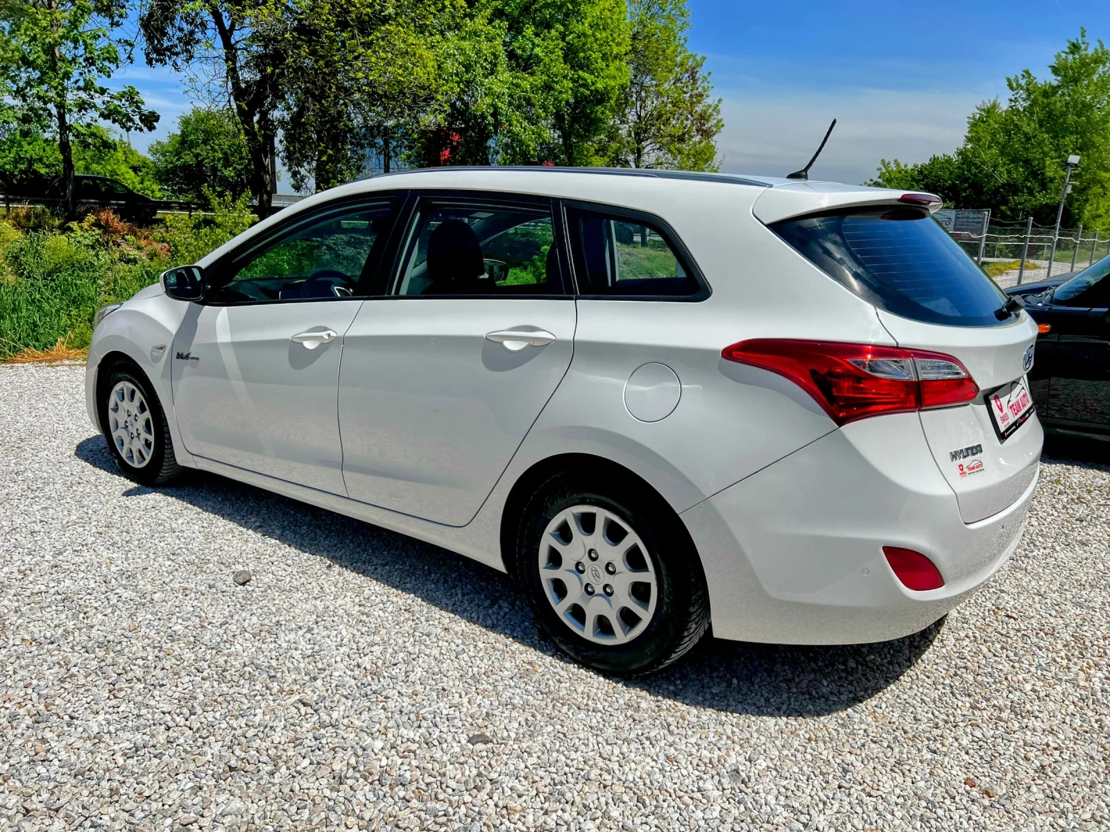 Hyundai I30 1.6 CRDI EURO-5 6-SPEED , снимка 6 - Автомобили и джипове - 54413288