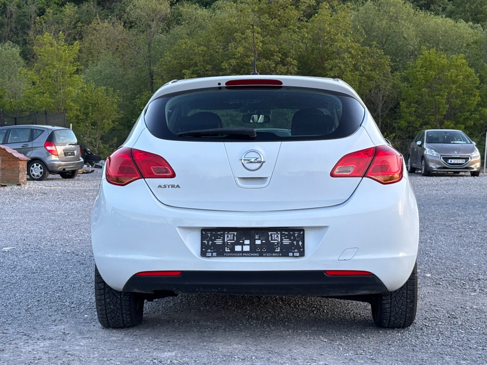 Opel Astra 1.4i, снимка 5 - Автомобили и джипове - 54435103