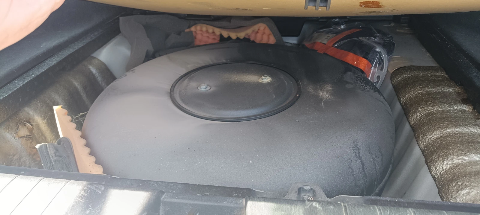 Honda Civic Aerodeck 1.4 90кс, снимка 8 - Автомобили и джипове - 54541777