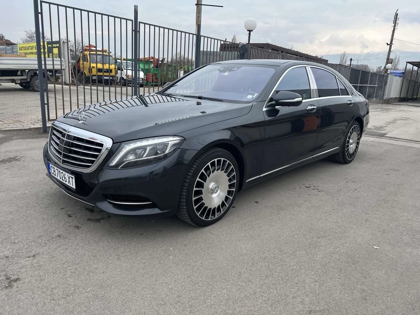Mercedes-Benz S 500