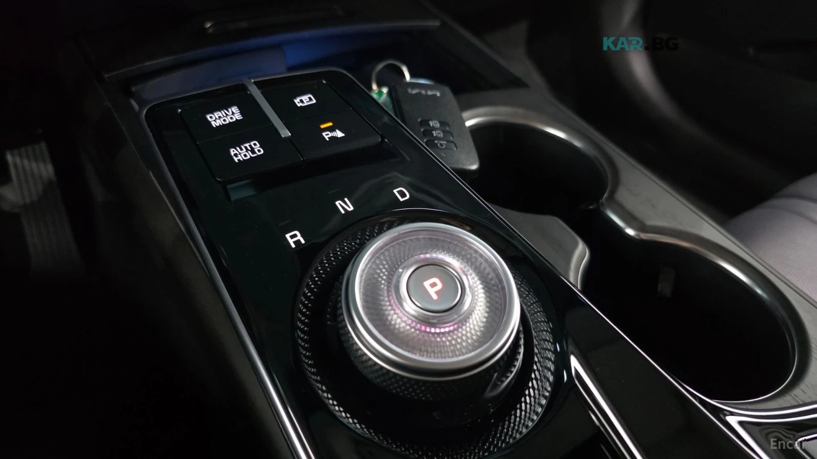 Kia K8 NOBLESSE* КОЖА* ПАНО* ПОДГРЕВ* ОБДУХВ* НАВИ, снимка 9 - Автомобили и джипове - 54855937