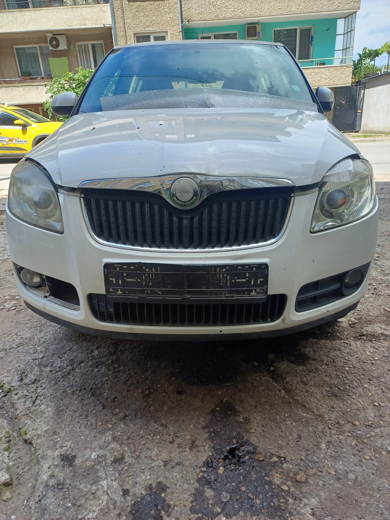 Skoda Fabia 1.4. 80кс, снимка 2 - Автомобили и джипове - 55111722