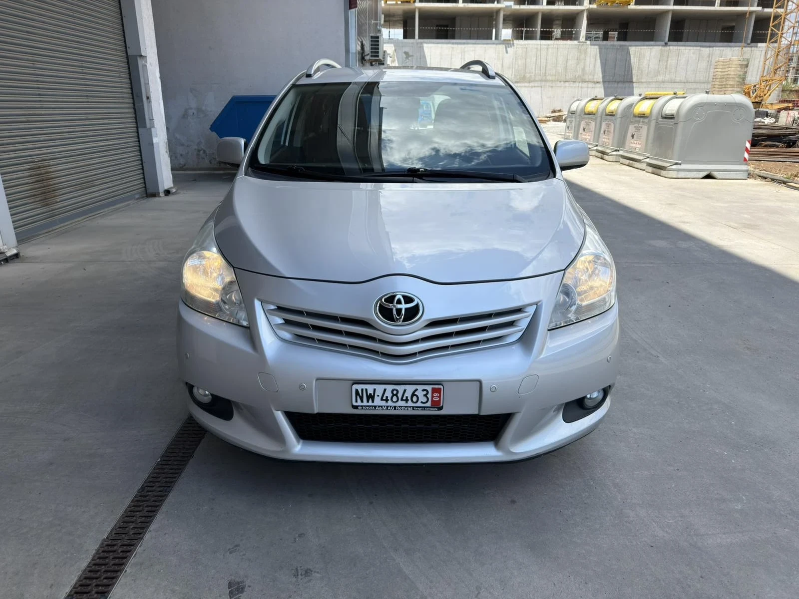 Toyota Verso 1.8 VVT-i, снимка 3 - Автомобили и джипове - 55232737