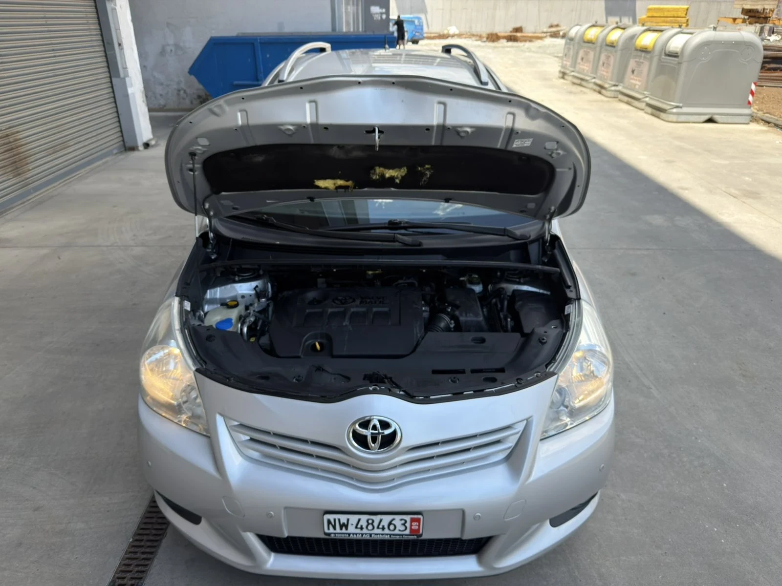 Toyota Verso 1.8 VVT-i, снимка 4 - Автомобили и джипове - 55232737