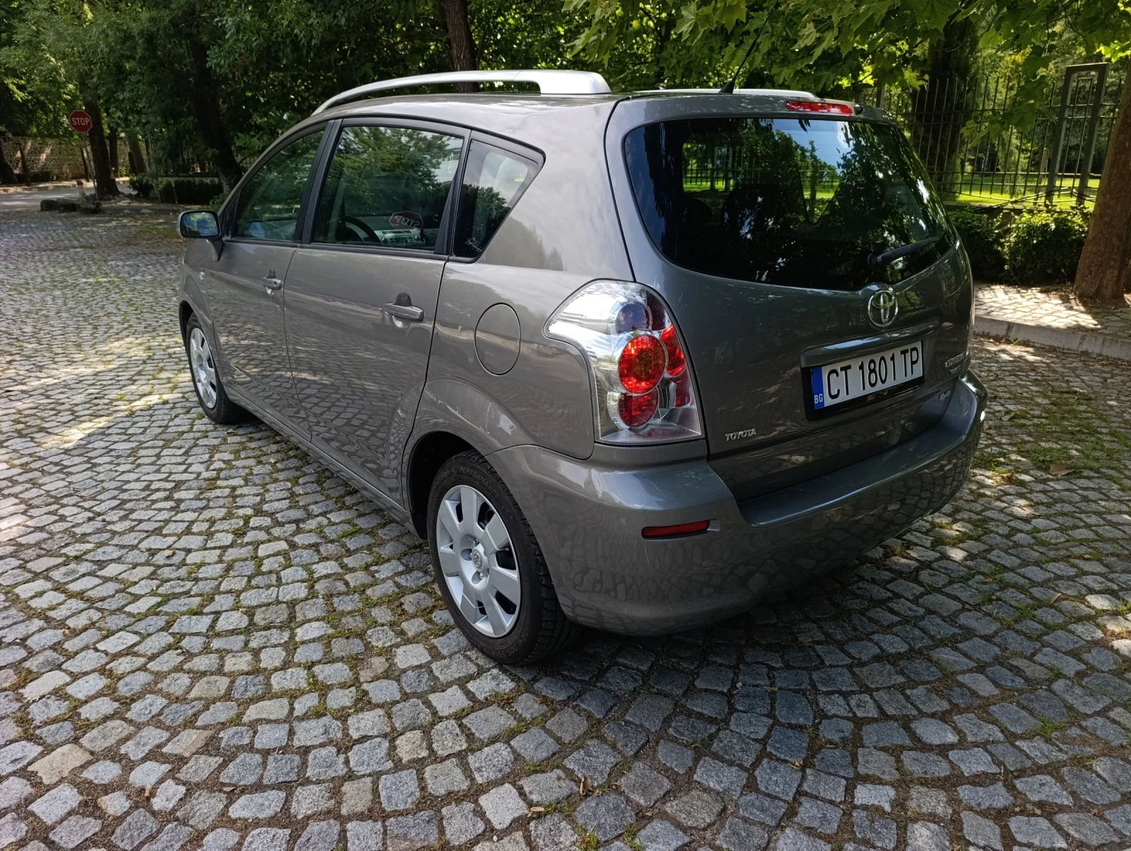Toyota Corolla verso 2.2 | Mobile.bg � ����������� 7