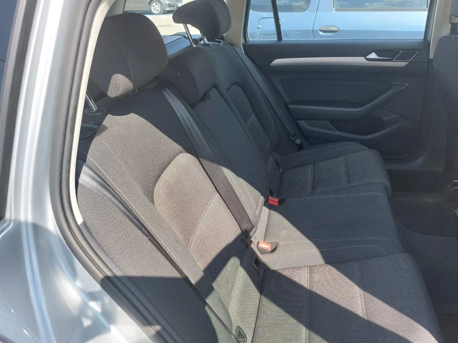 VW Passat, снимка 10 - Автомобили и джипове - 55413664