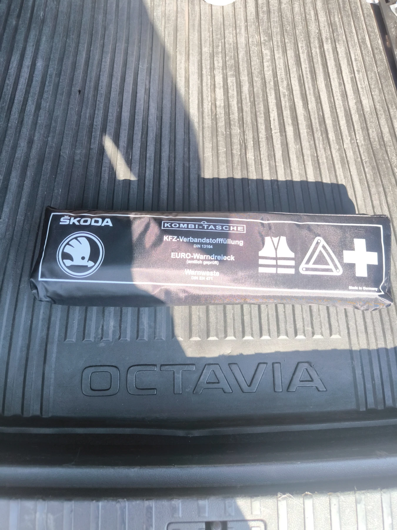 Skoda Octavia, снимка 15 - Автомобили и джипове - 55512555