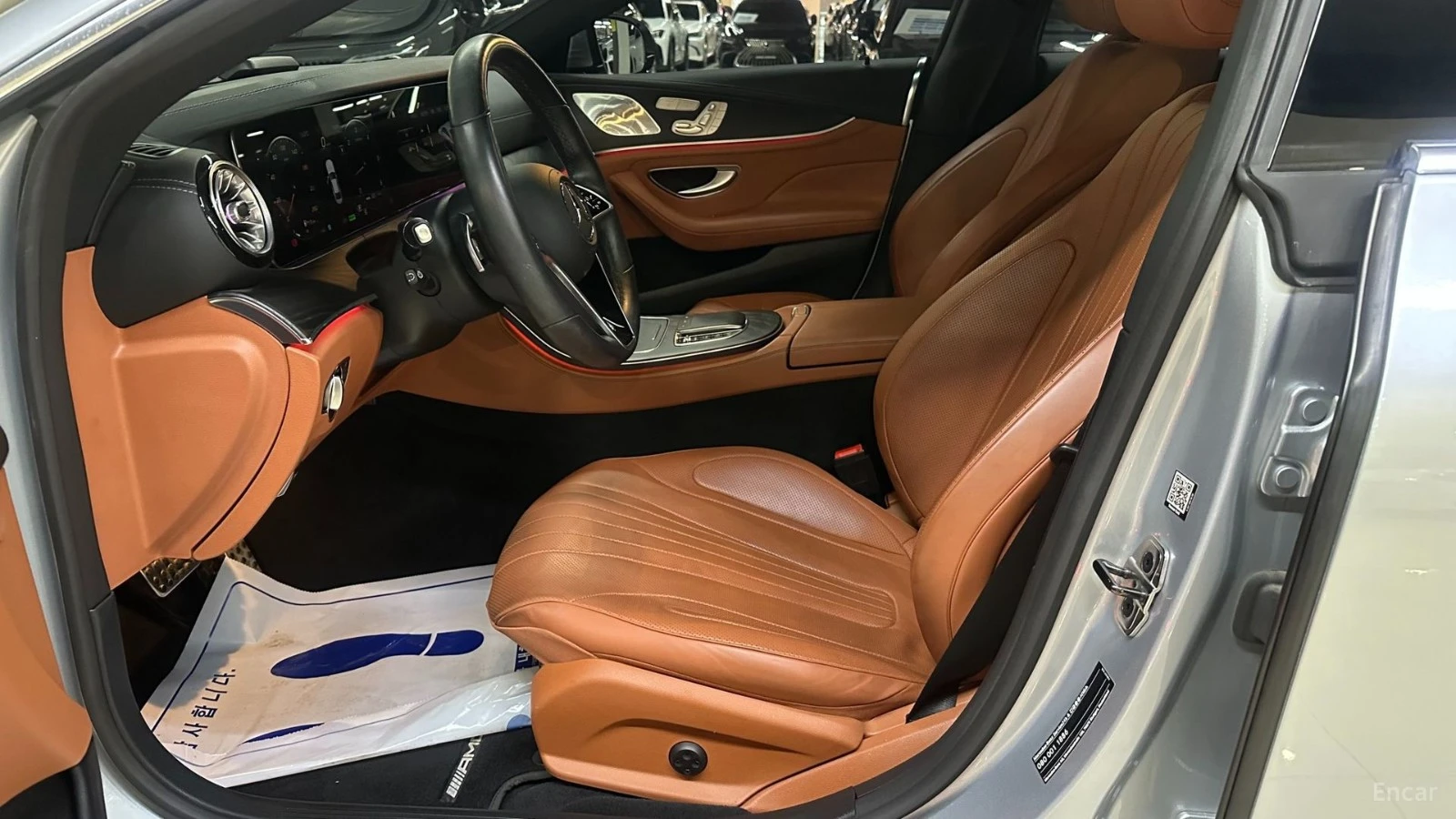 Mercedes-Benz CLS 300d 4MATIC* HUD* ECS* КОЖА* НАВИ* ПАНО, снимка 9 - Автомобили и джипове - 55504948