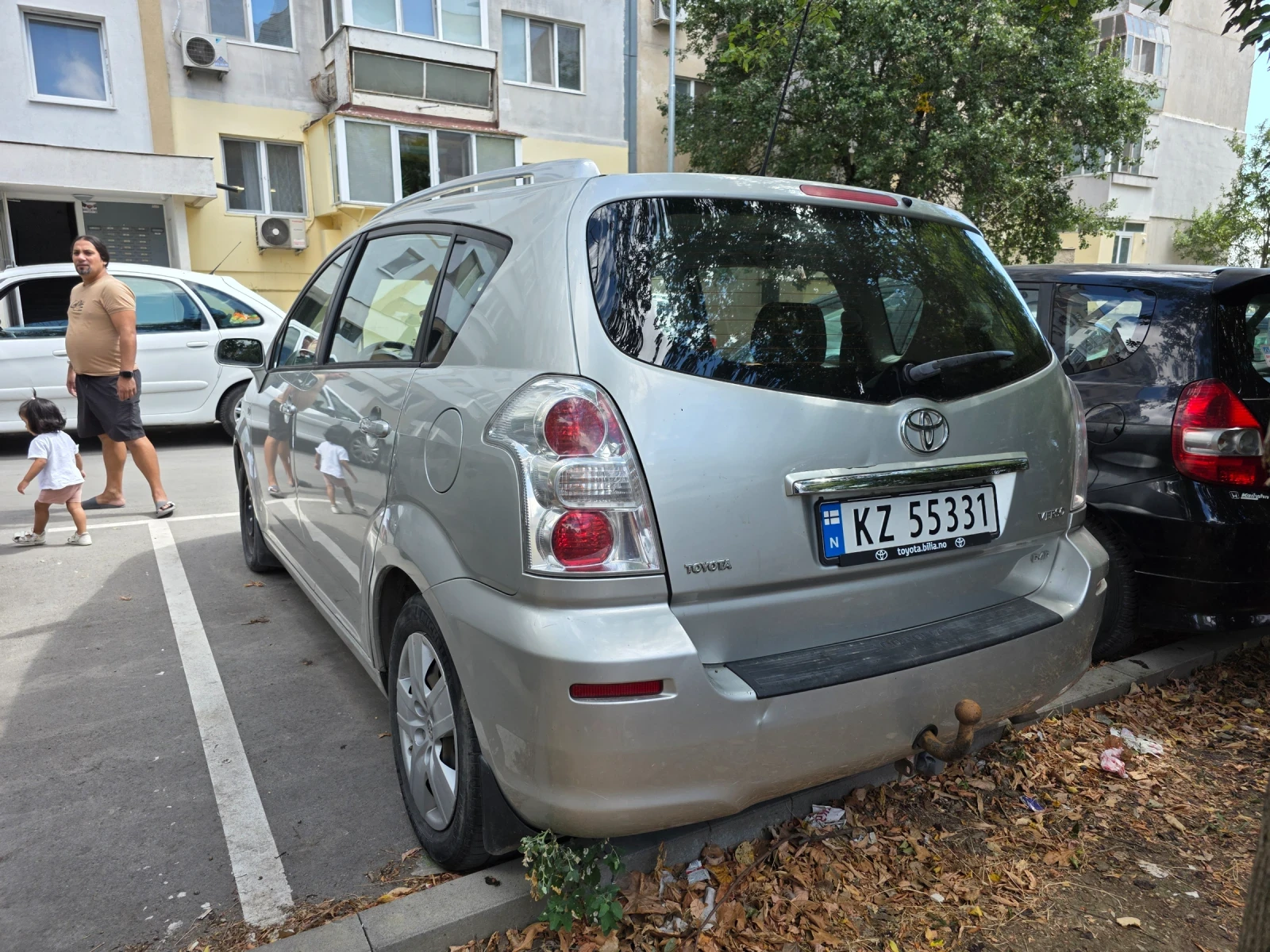 Toyota Corolla verso, снимка 3 - Автомобили и джипове - 55977548