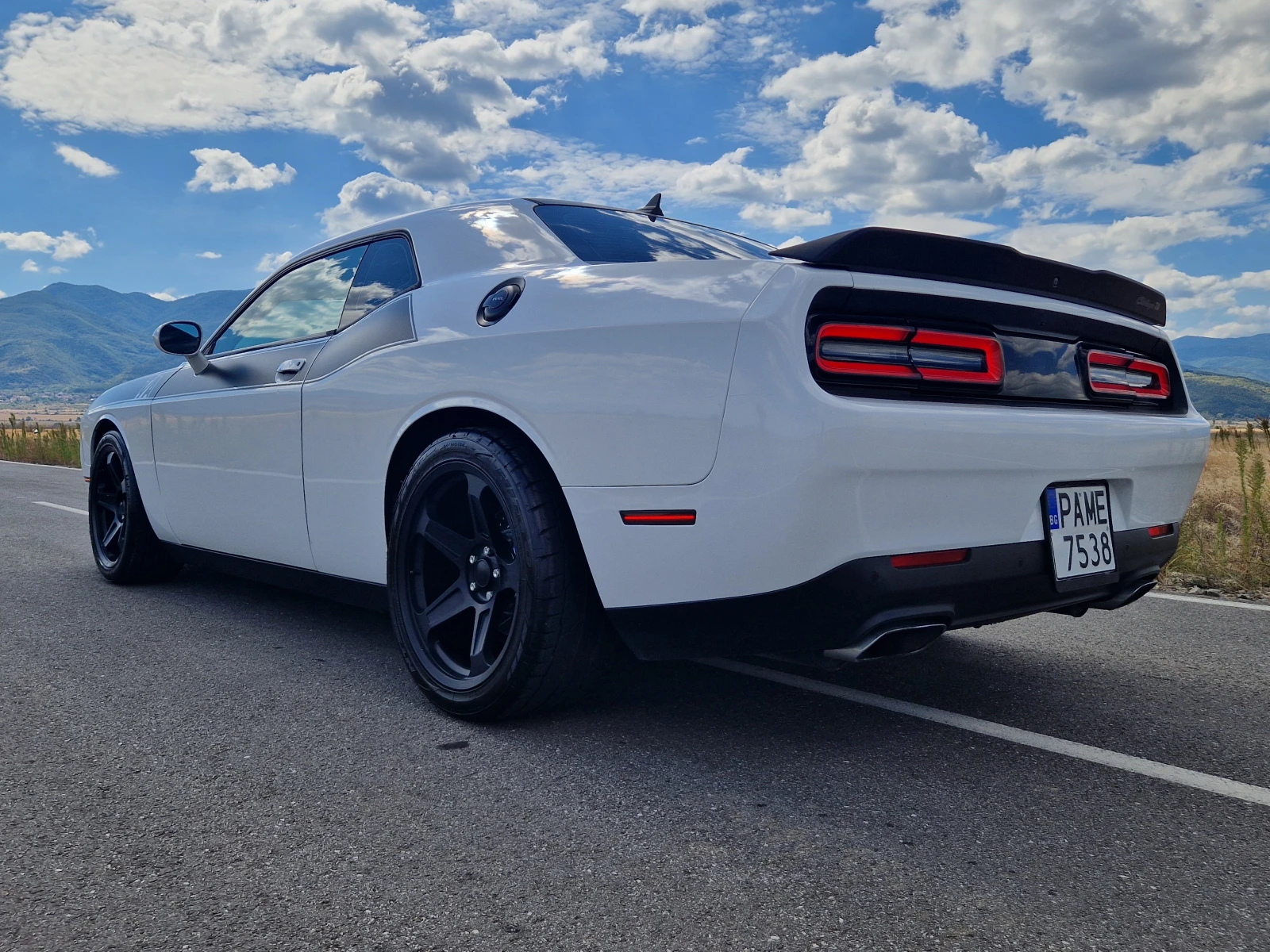 Dodge Challenger 5.7 HEMI T/A, R/T, снимка 6 - Автомобили и джипове - 56255811