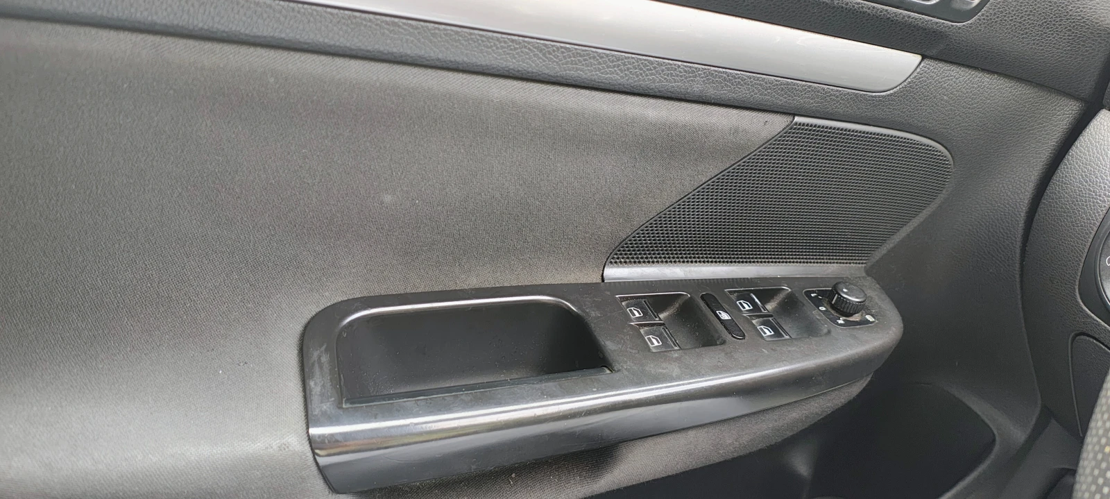 VW Golf VI, снимка 7 - Автомобили и джипове - 56529684