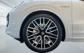 Porsche Cayenne S E-Hybrid = NEW = SportDesign Гаранция, снимка 5