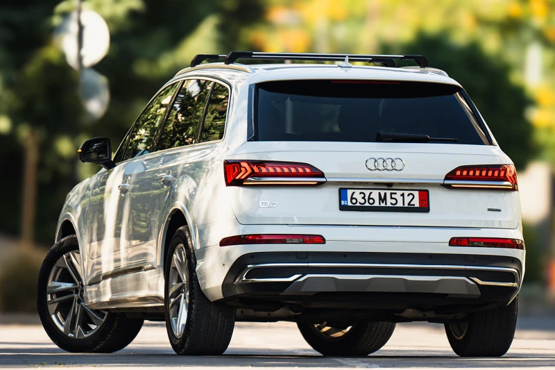 Audi Q7 55 TFSI * PANORAMA * 6+ 1 * 360 , снимка 7 - Автомобили и джипове - 47338725