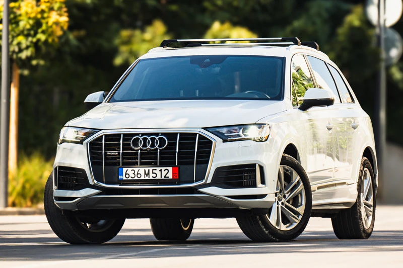 Audi Q7 55 TFSI * PANORAMA * 6+ 1 * 360 , снимка 1 - Автомобили и джипове - 47338725