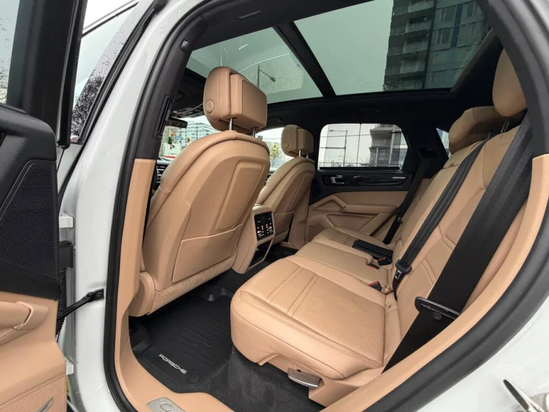 Porsche Cayenne ПАМЕТ* ОБДУХВАНЕ* 360 КАМЕРА* ПАНО * 4 ПОДГРЕВА* , снимка 11 - Автомобили и джипове - 52865078