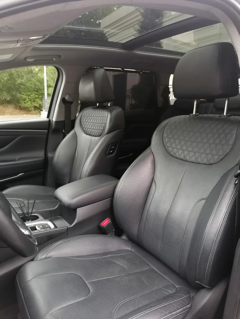 Hyundai Santa fe 4WD* Pano* Обдухване* Сервизна История* Германия, снимка 12 - Автомобили и джипове - 53133943