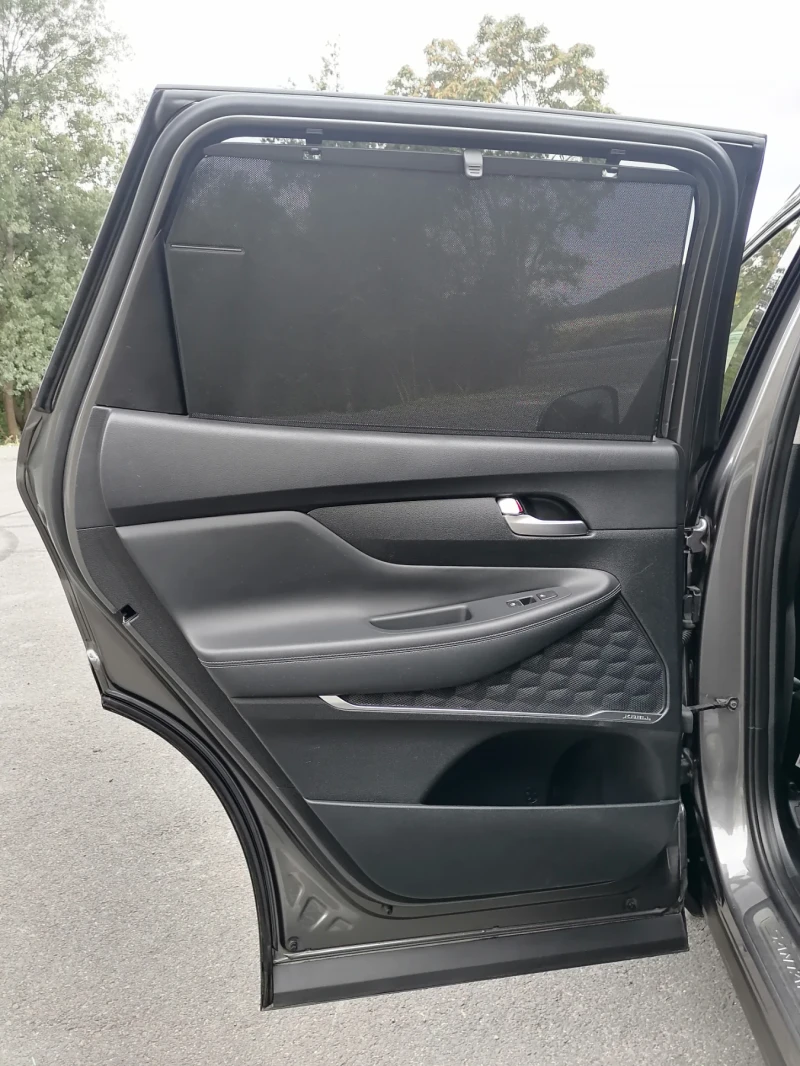 Hyundai Santa fe 4WD* Pano* Обдухване* Сервизна История* Германия, снимка 15 - Автомобили и джипове - 53133943