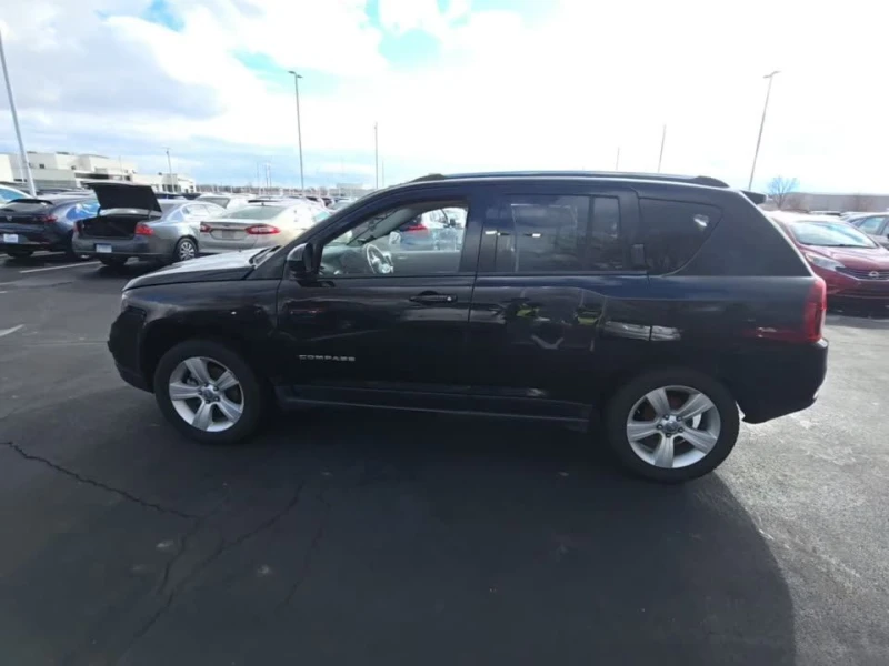 Jeep Compass, снимка 3 - Автомобили и джипове - 53203779