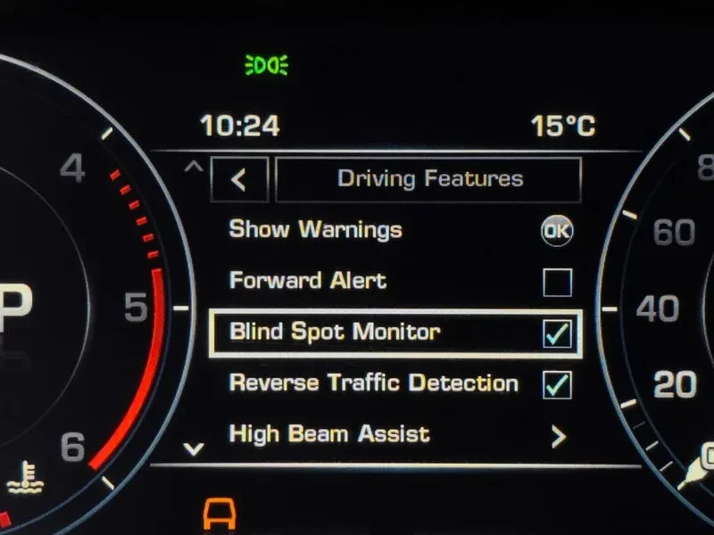 Land Rover Range rover 4.4, снимка 16 - Автомобили и джипове - 54504248