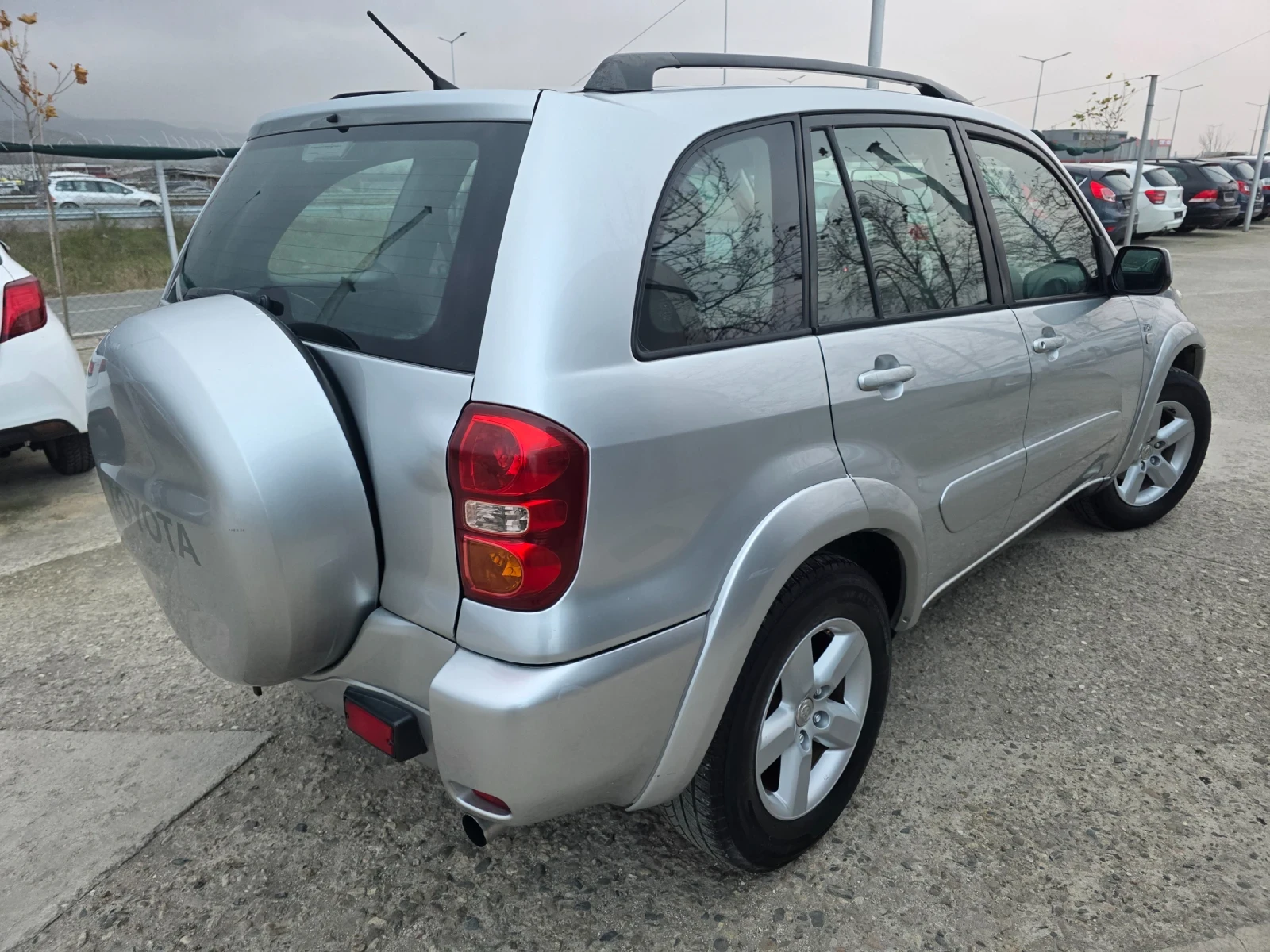 Toyota Rav4 2.0 D4D 4�4 ����������� ��������� | Mobile.bg � ����������� 3