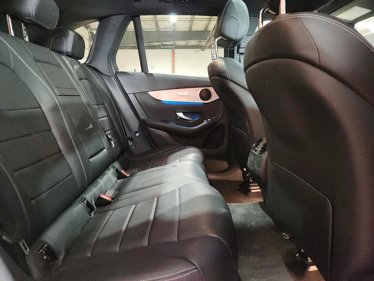 Mercedes-Benz GLC 300 2.0l 4Matic, снимка 11 - Автомобили и джипове - 53791544