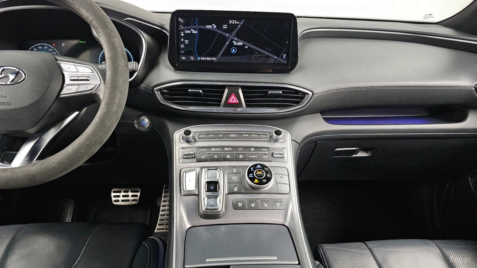 Hyundai Santa fe Calligraphy* 4x4* DISTRONIC* ОБДУХВАНЕ* 360* HUD* , снимка 11 - Автомобили и джипове - 55504363