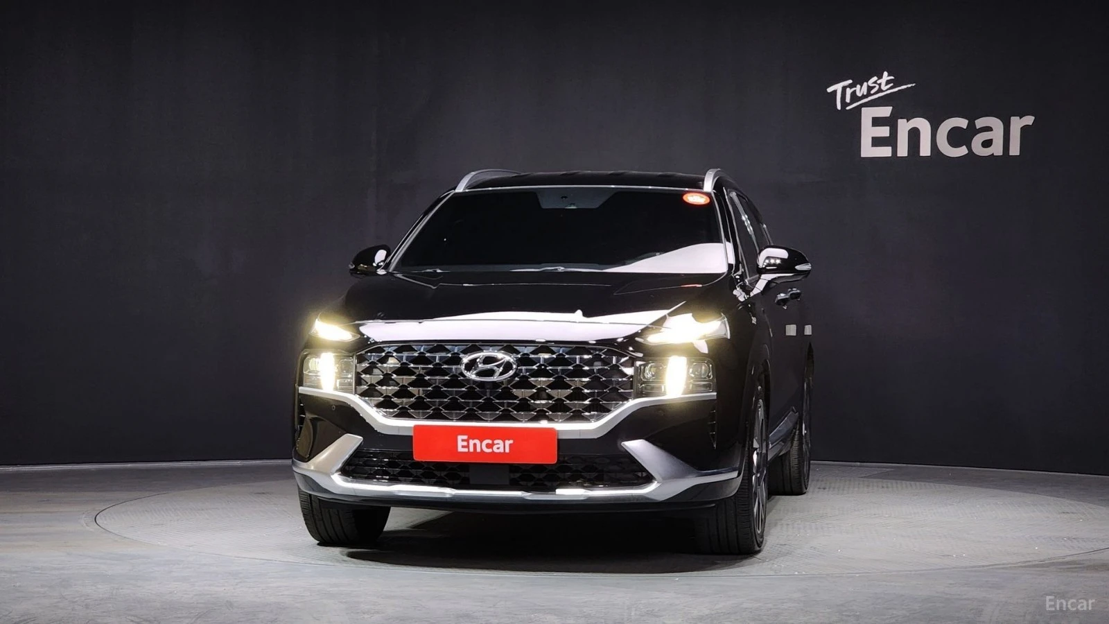 Hyundai Santa fe Calligraphy* 4x4* DISTRONIC* ОБДУХВАНЕ* 360* HUD* , снимка 2 - Автомобили и джипове - 55504363