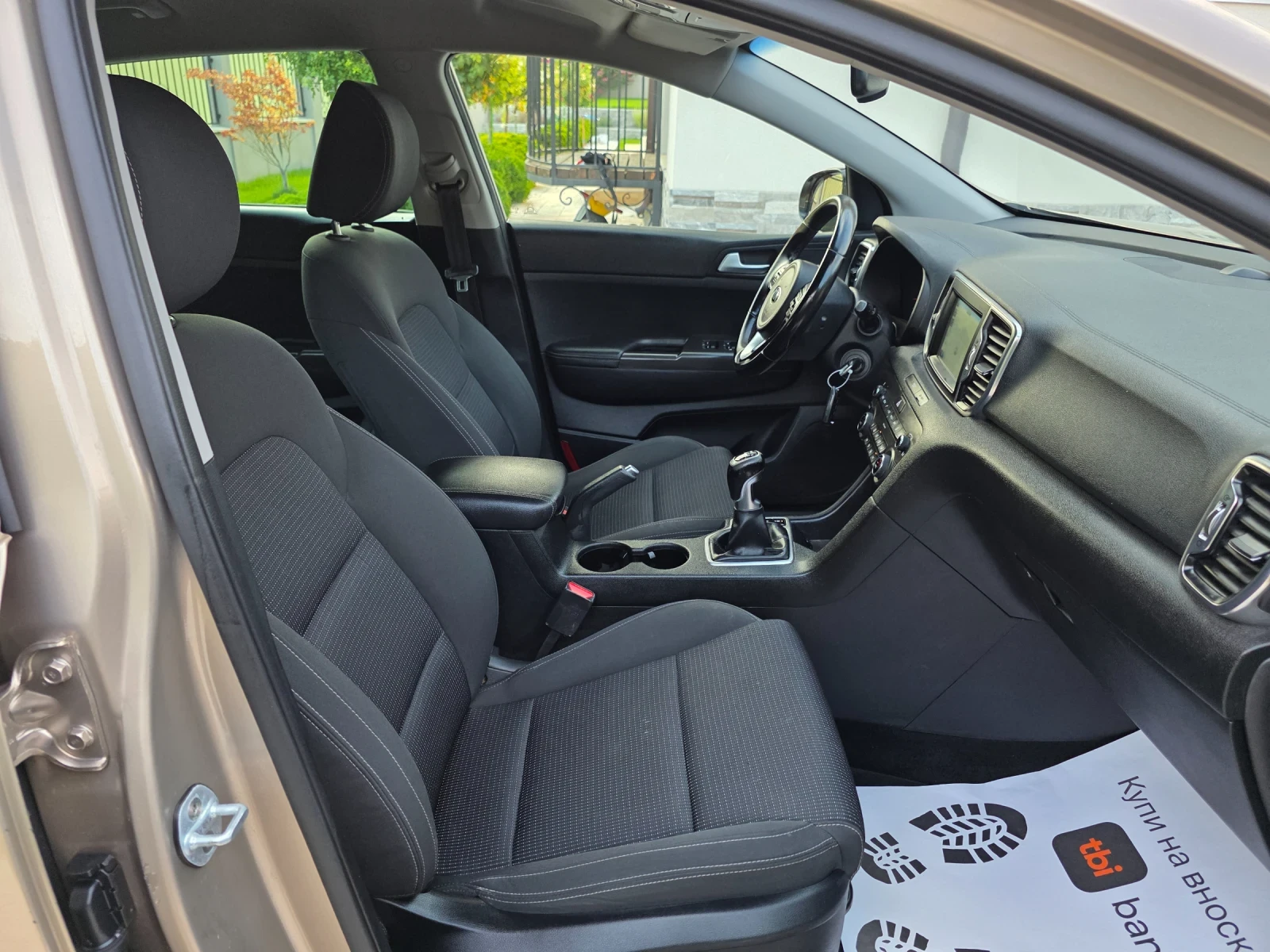 Kia Sportage 1.6 GDI , снимка 14 - Автомобили и джипове - 55922410