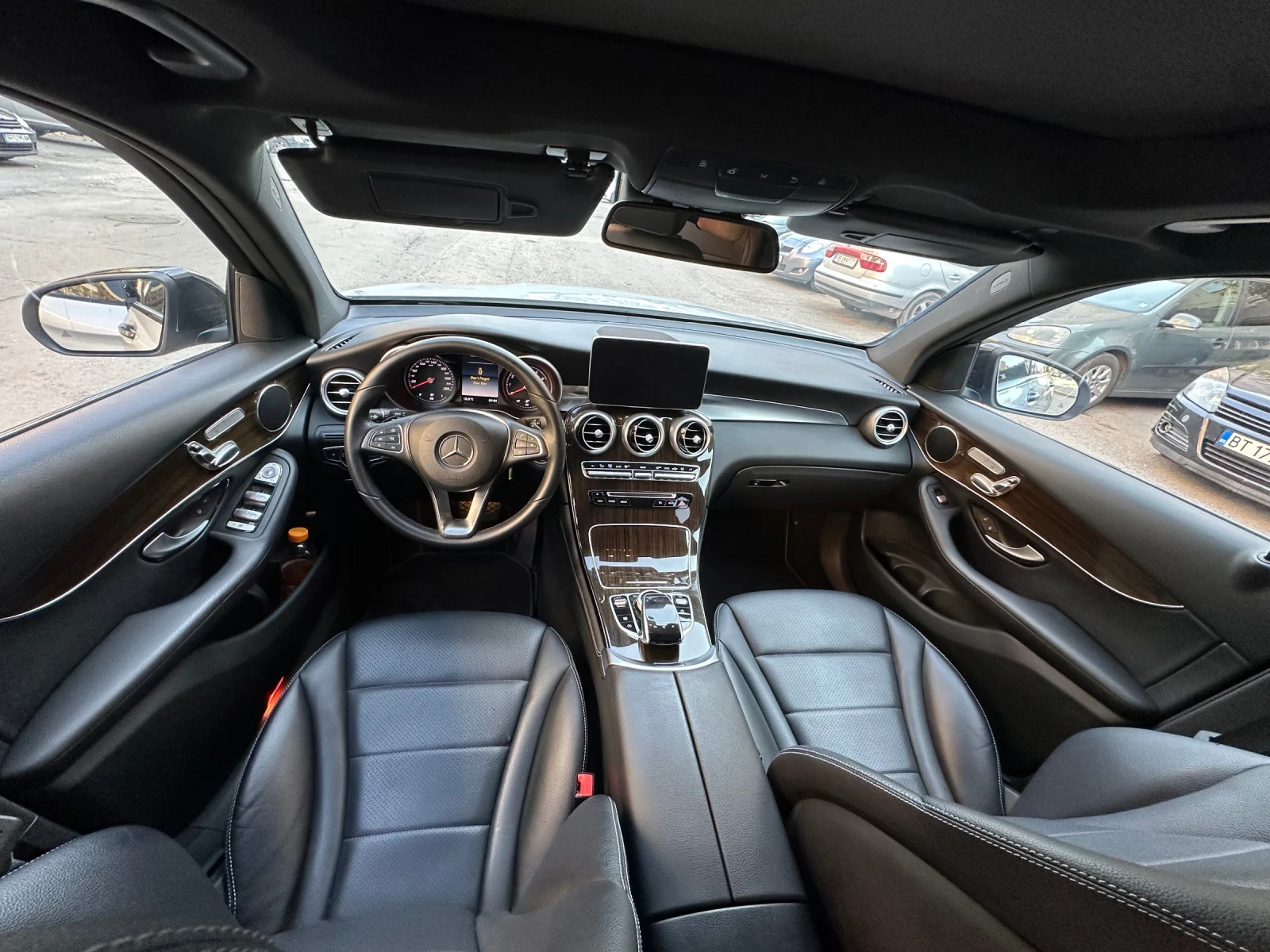 Mercedes-Benz GLC 300, снимка 13 - Автомобили и джипове - 55931293