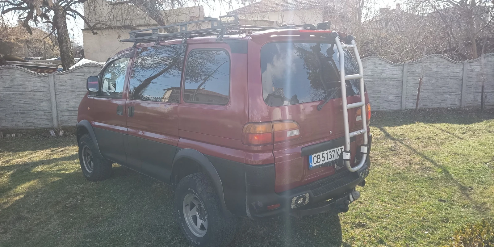 Mitsubishi Spacegear L400 - изображение 3