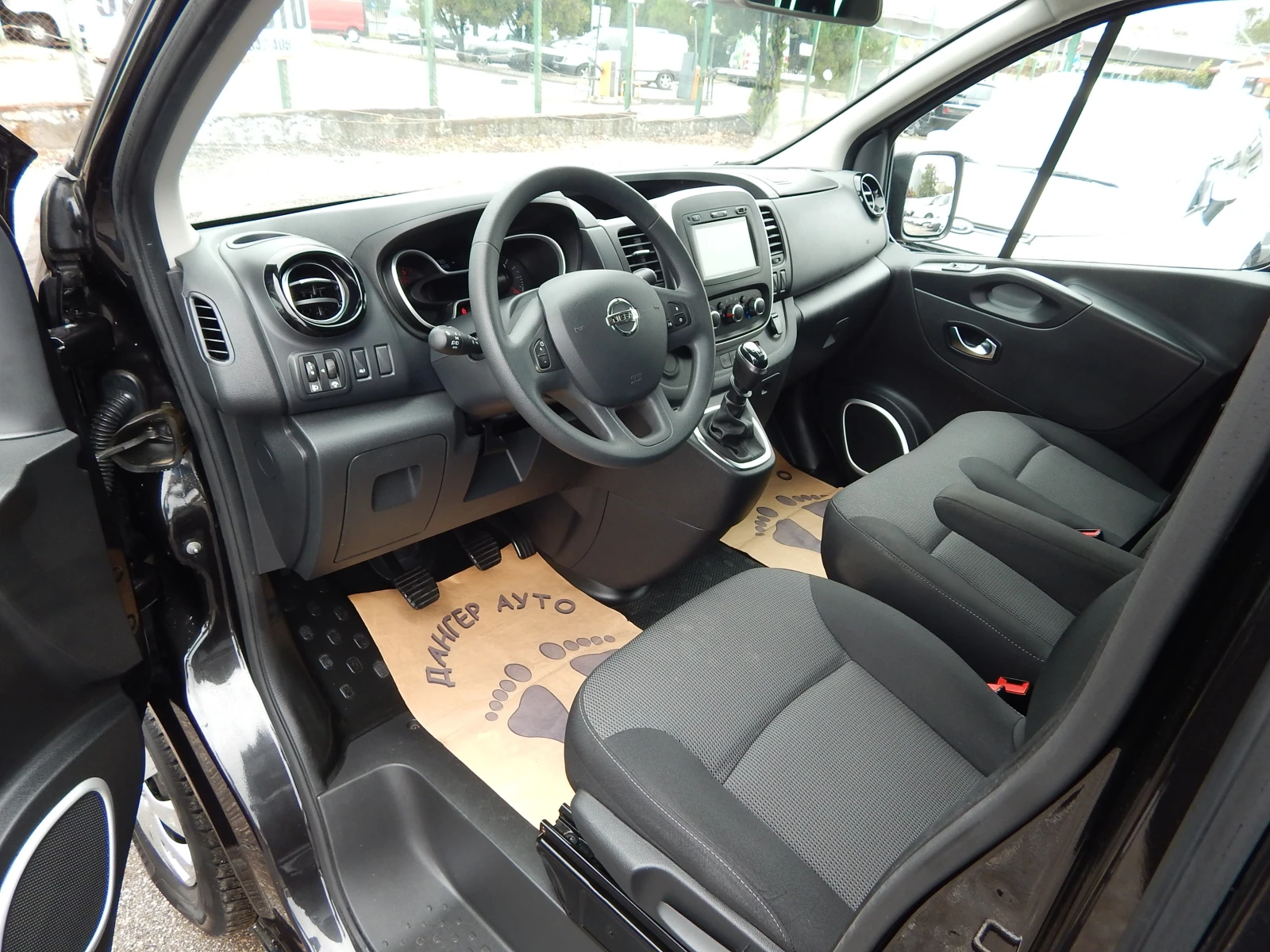 Nissan NV300 2.0DCI* 29000km.*  - изображение 10