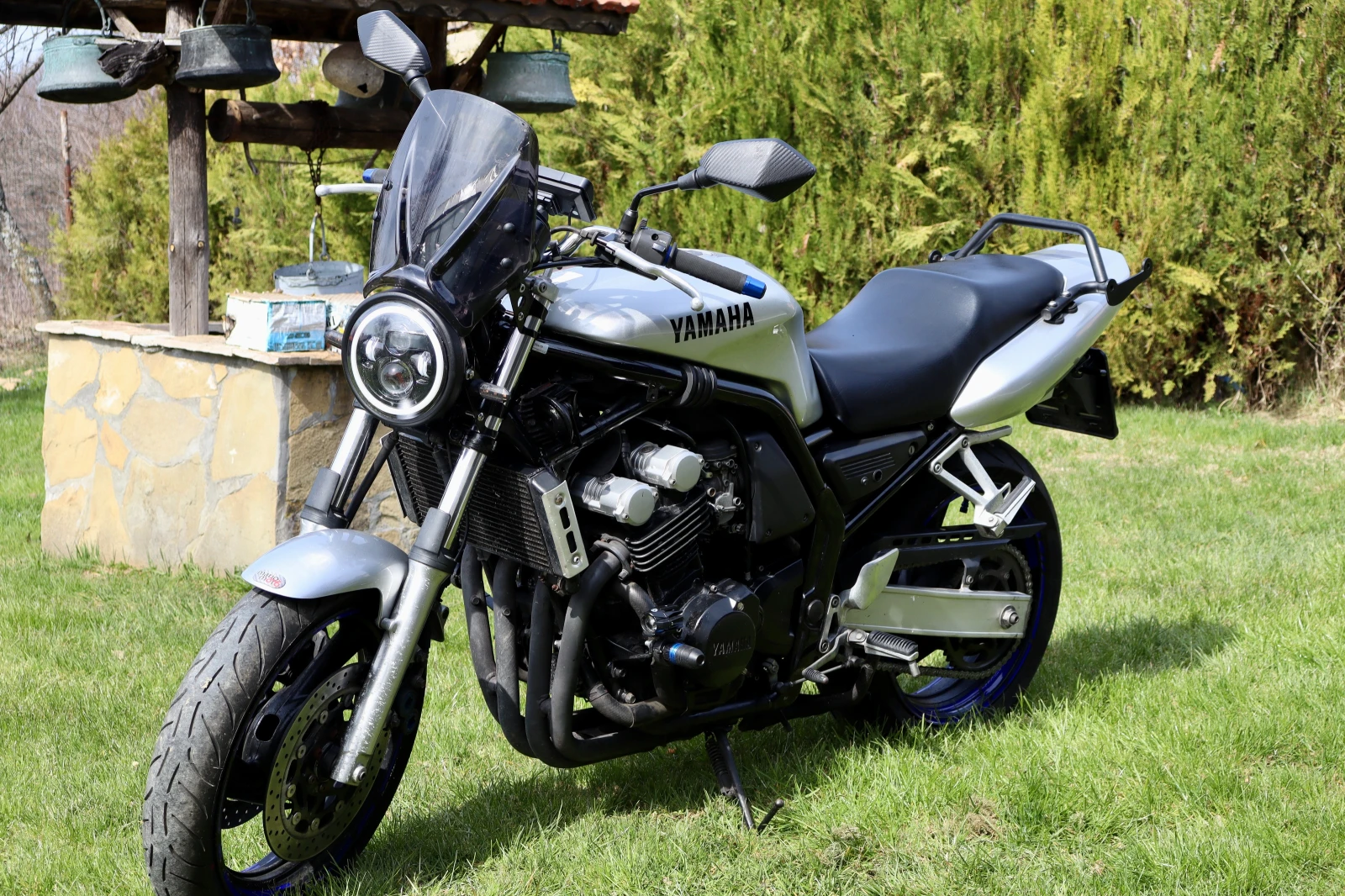 Yamaha FZS 600 fazer