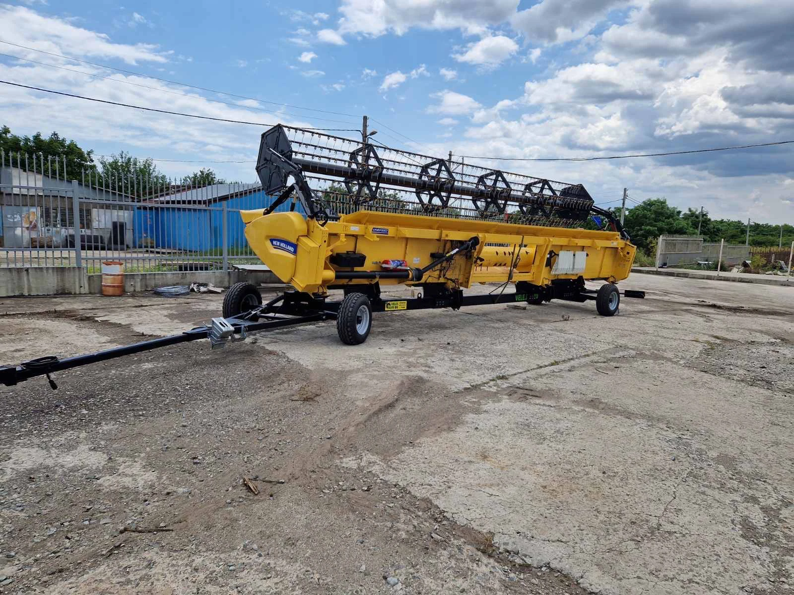  VELES AGRO  8,5 | Mobile.bg   12