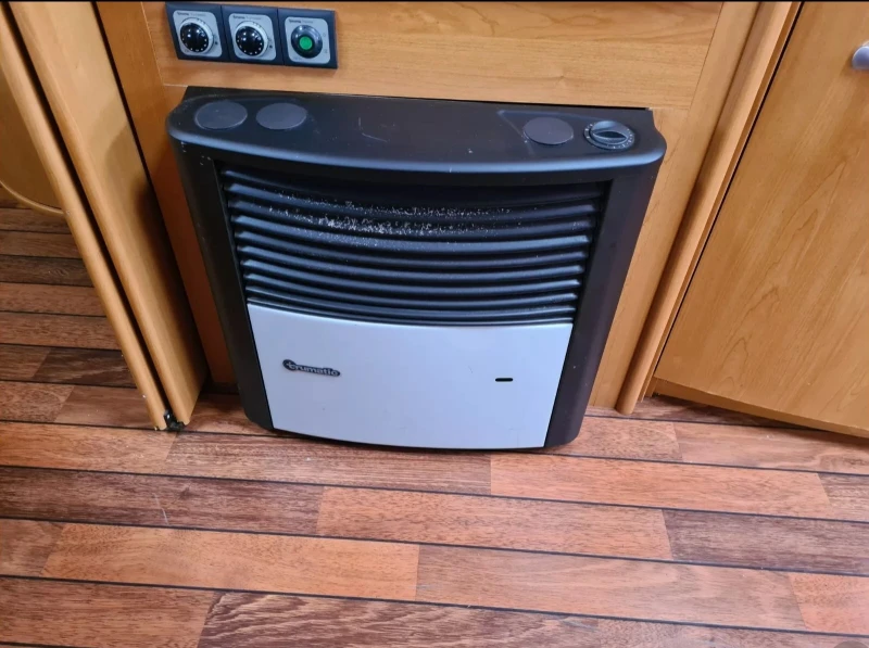 Каравана Dethleffs BEDUIN EMOTION , снимка 10 - Каравани и кемпери - 49769201