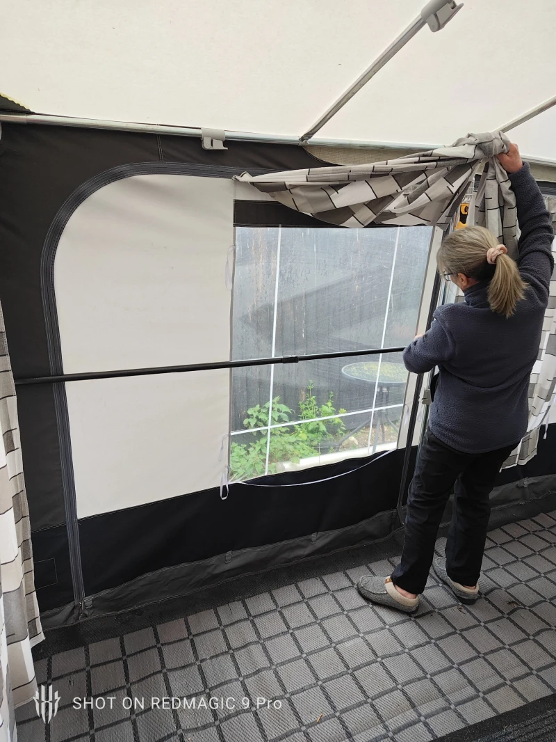 Каравана Dethleffs BEDUIN EMOTION , снимка 3 - Каравани и кемпери - 49769201