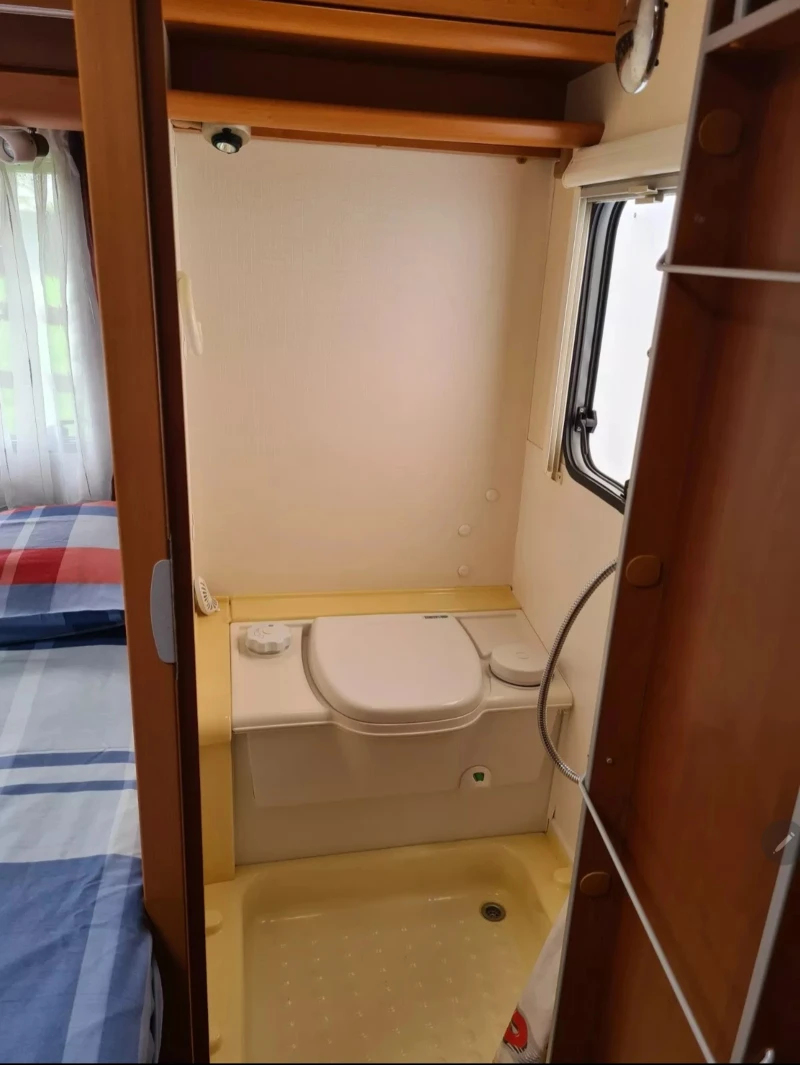 Каравана Dethleffs BEDUIN EMOTION , снимка 14 - Каравани и кемпери - 49769201