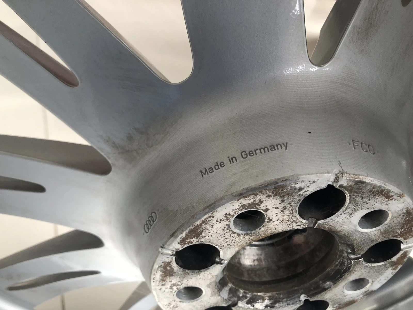    265/40R20  Audi A8 | Mobile.bg   4