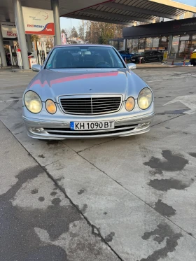  Mercedes-Benz E 320