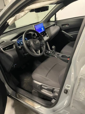 Toyota Corolla Cross 2.0HYBRID  20000KM - 36900 лв. / 18866.67 € - 66382568 14