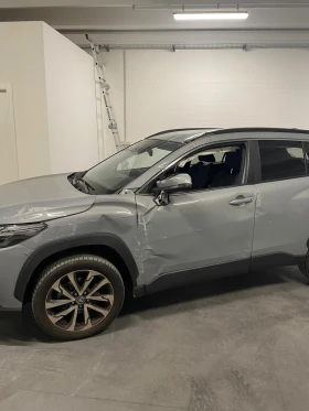 Toyota Corolla Cross 2.0HYBRID  20000KM - 36900 лв. / 18866.67 € - 66382568 10