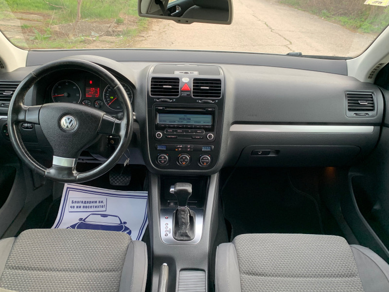 VW Golf 2.0TDI/АВТОМАТ/ИТАЛИЯ, снимка 12 - Автомобили и джипове - 47098251