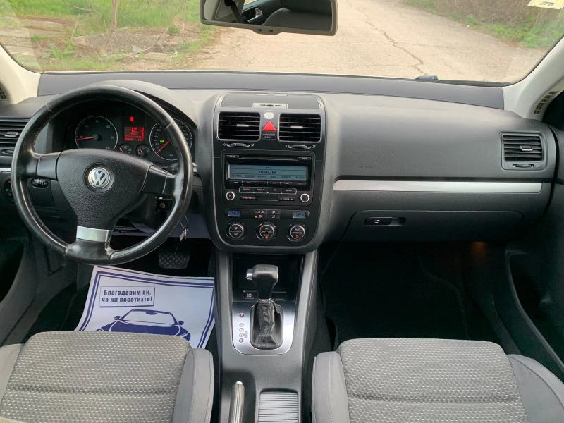 VW Golf 2.0TDI/АВТОМАТ/ИТАЛИЯ, снимка 12 - Автомобили и джипове - 47501395