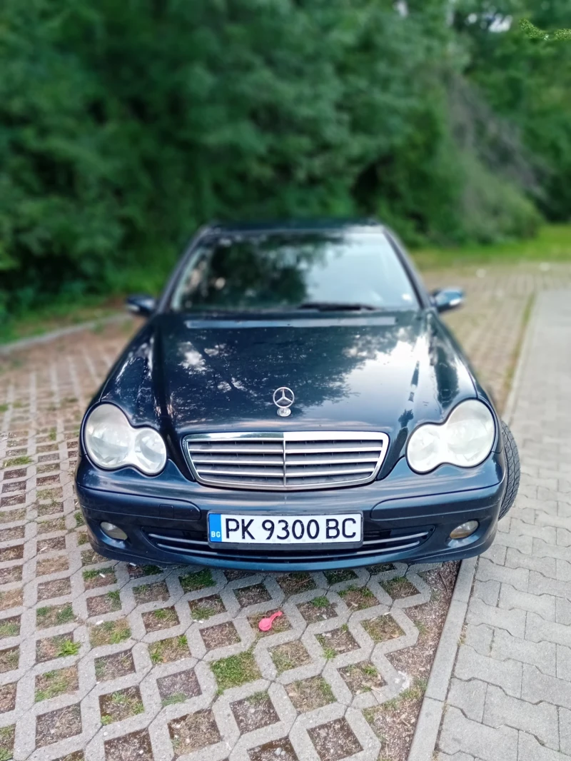 Mercedes-Benz C 200, снимка 2 - Автомобили и джипове - 46911870