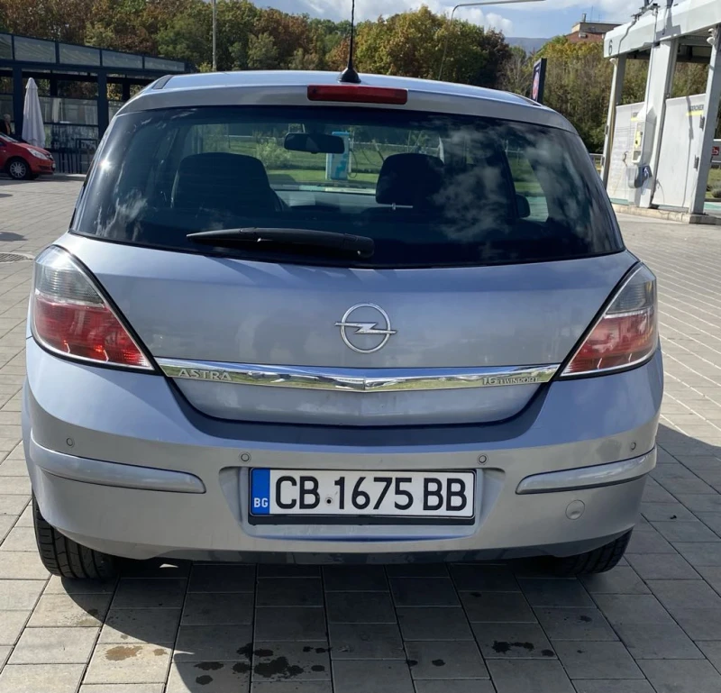 Opel Astra H, снимка 5 - Автомобили и джипове - 49037183