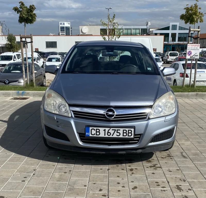 Opel Astra H, снимка 2 - Автомобили и джипове - 49037183